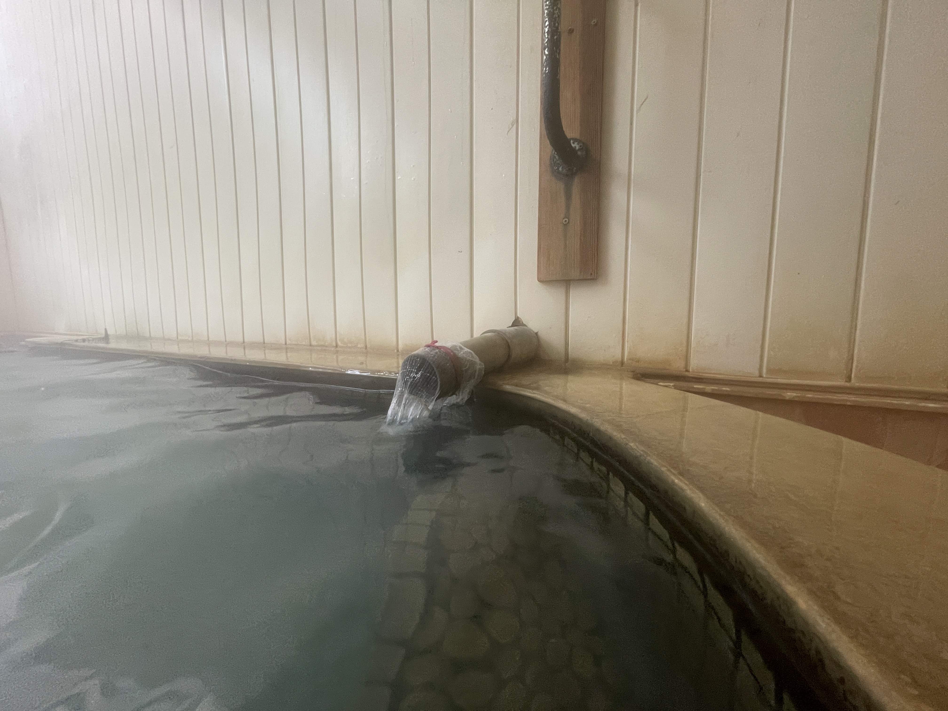 新津温泉